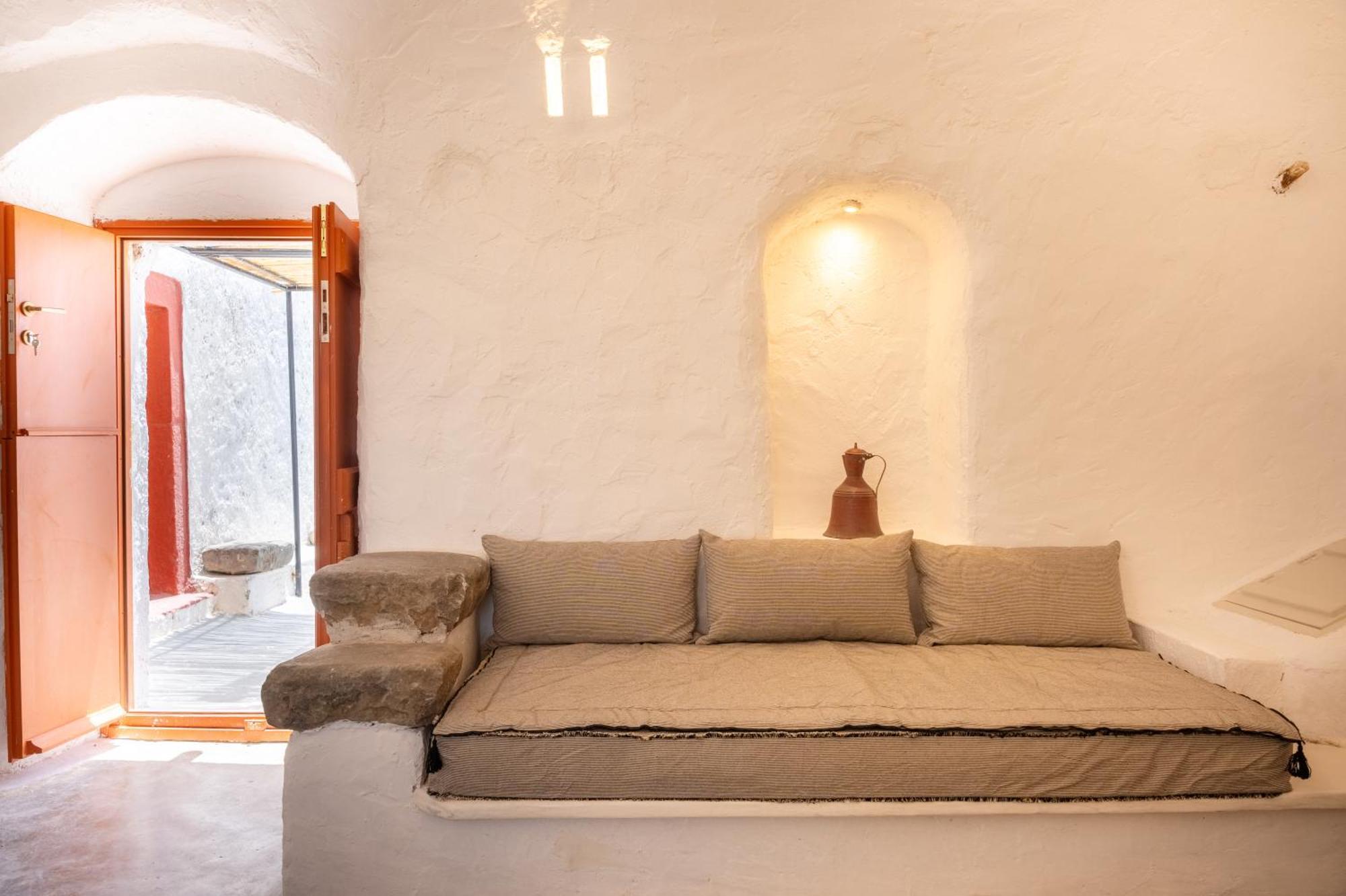 Santa Irini Retreat Hotel Thirasziá Kültér fotó