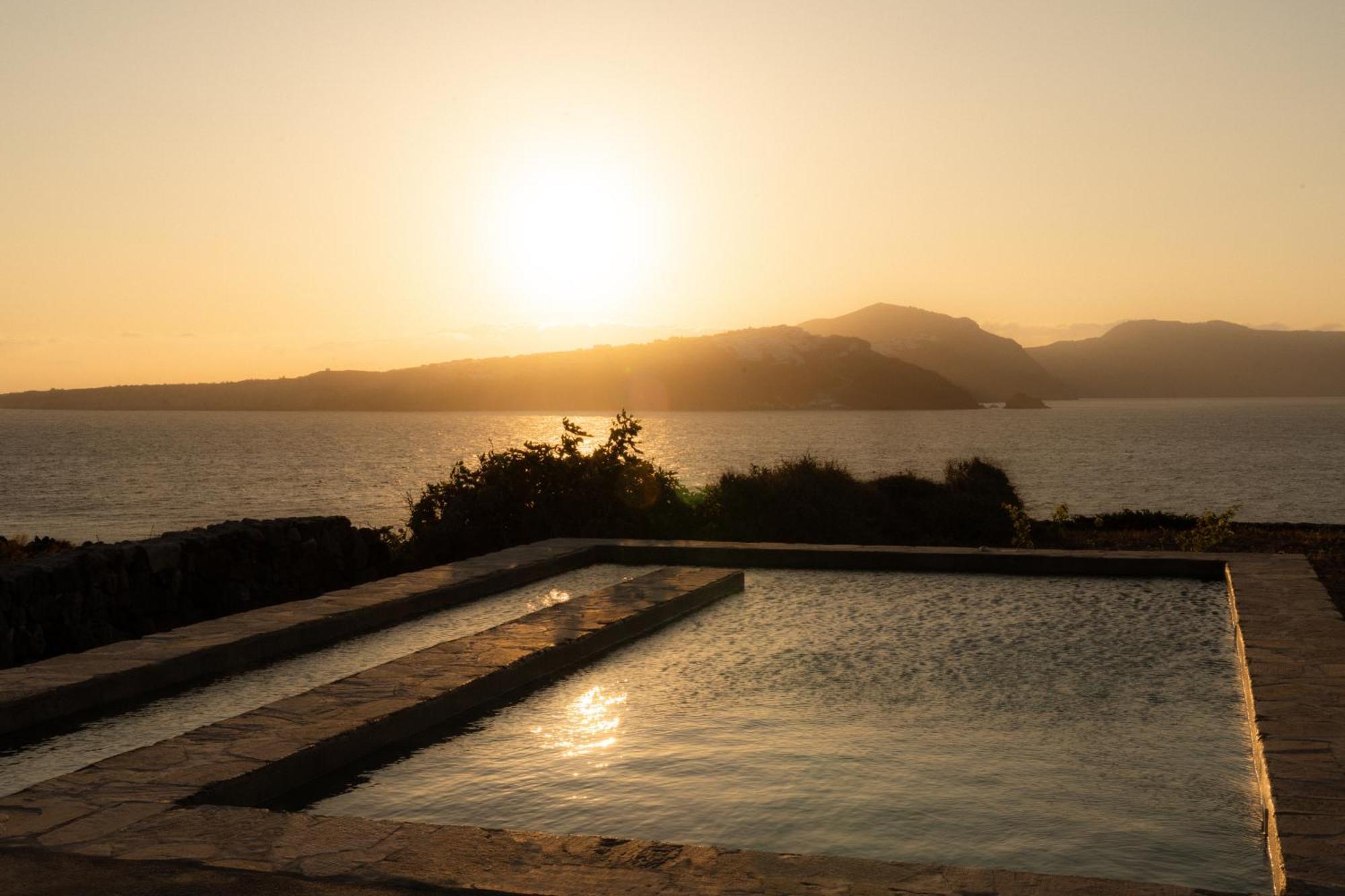 Santa Irini Retreat Hotel Thirasziá Kültér fotó